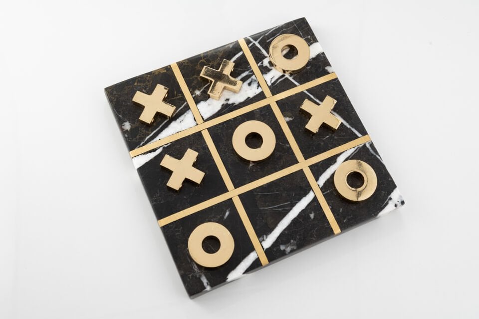 Aurex Tic Tac Toe – Lüks Mermer ve Pirinç XOX Strateji Oyunu - El Yapımı Koleksiyon Ürünü