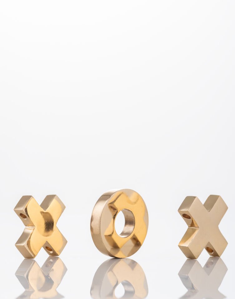 Aurex Tic Tac Toe – Lüks Mermer ve Pirinç XOX Strateji Oyunu - El Yapımı Koleksiyon Ürünü