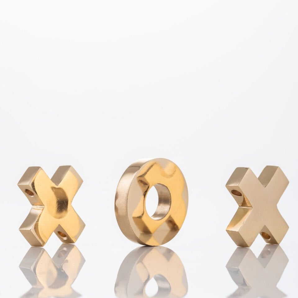 Aurex Tic Tac Toe – Lüks Mermer ve Pirinç XOX Strateji Oyunu - El Yapımı Koleksiyon Ürünü